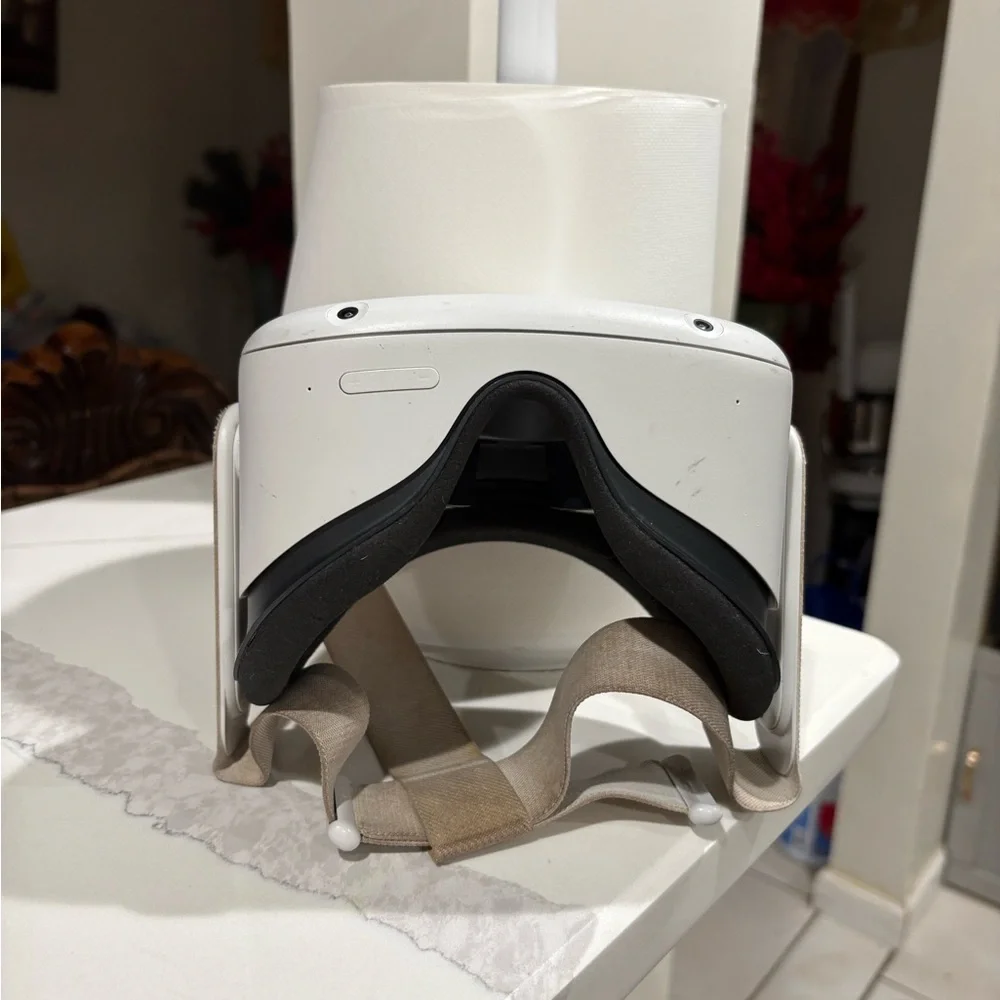 White Black Vr (USED)